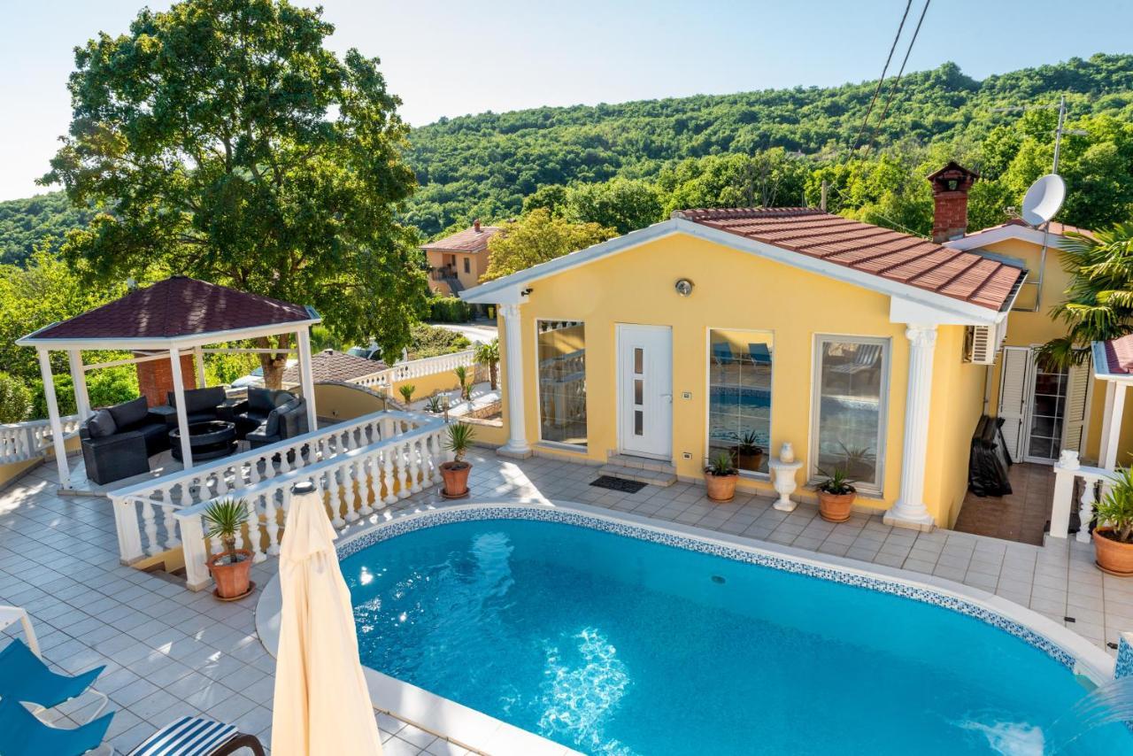 Villa Katarina Labin  Exteriör bild